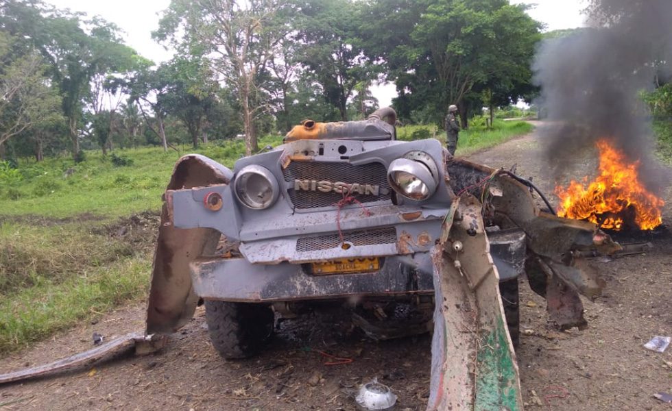 26135514Explosion-Carro-Bomba-Arauca